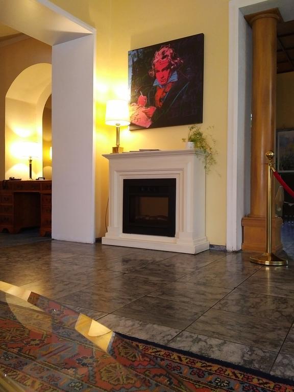 Hotel Eden Am Kurpark ボン エクステリア 写真
