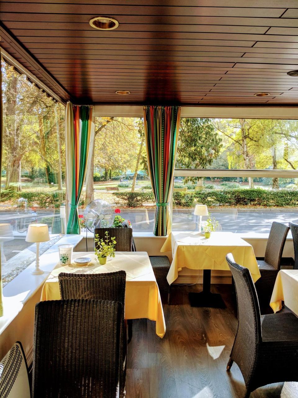 Hotel Eden Am Kurpark ボン エクステリア 写真
